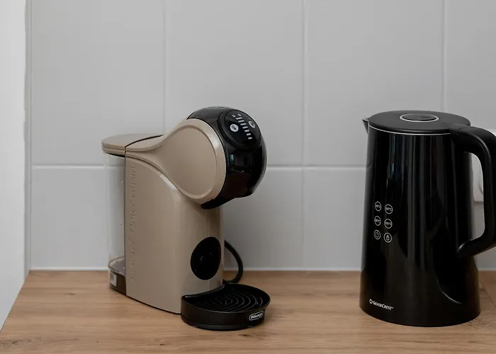 Cozy With Workspace Near The Skm Station By Renters Apartament Gdynia